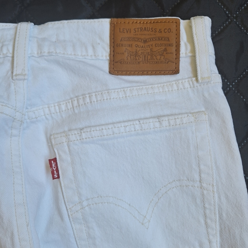 Levi's White Wedgie Straight High Rise Jeans W28 L26 Premium Line - Picture 7 of 10